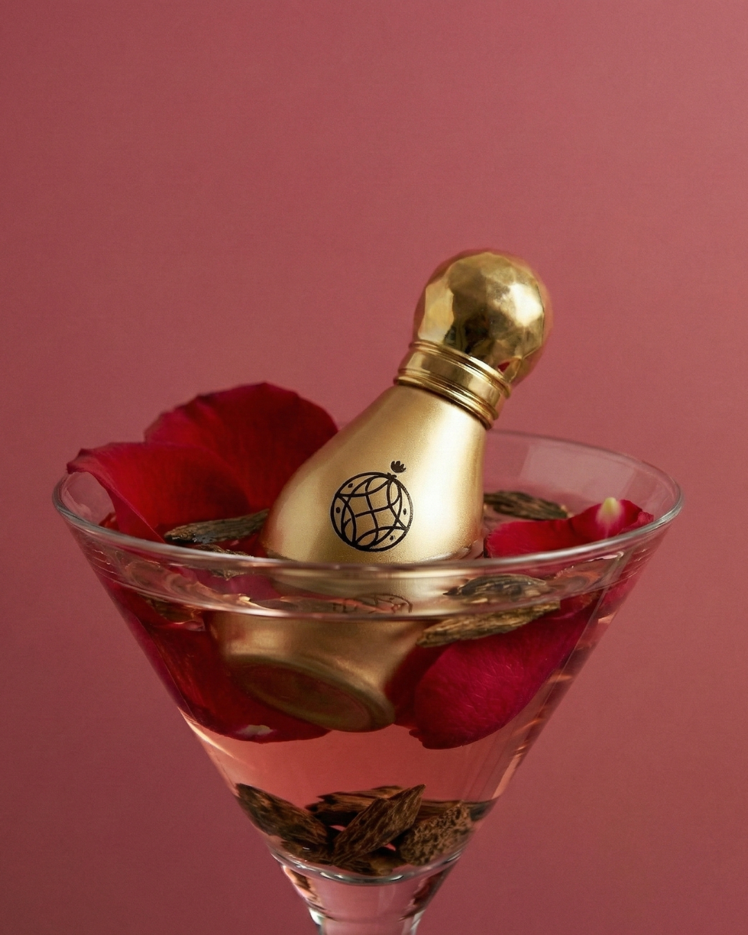 Oud & Roses